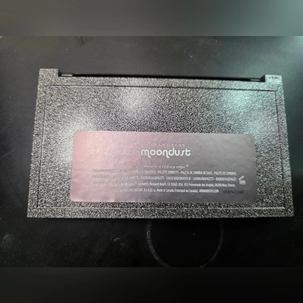 Urban Decay Moondust Eyeshadow Palette - Silver Glitter Case - Picture 2 of 4